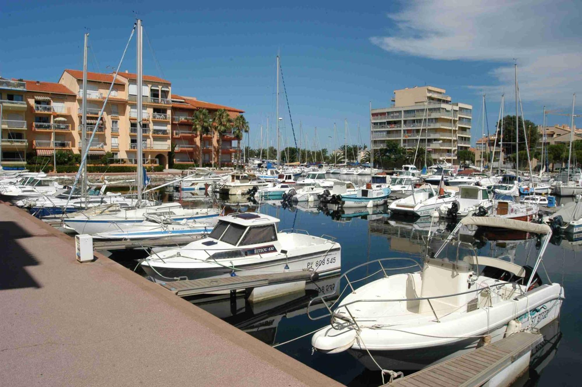 Hotel Du Port Perpignan Exterior photo